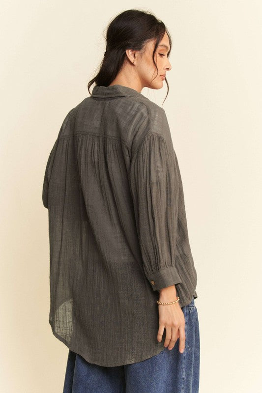 Davi & Dani High-Low Chest Pocket Button Up Shirt - Classique Collection