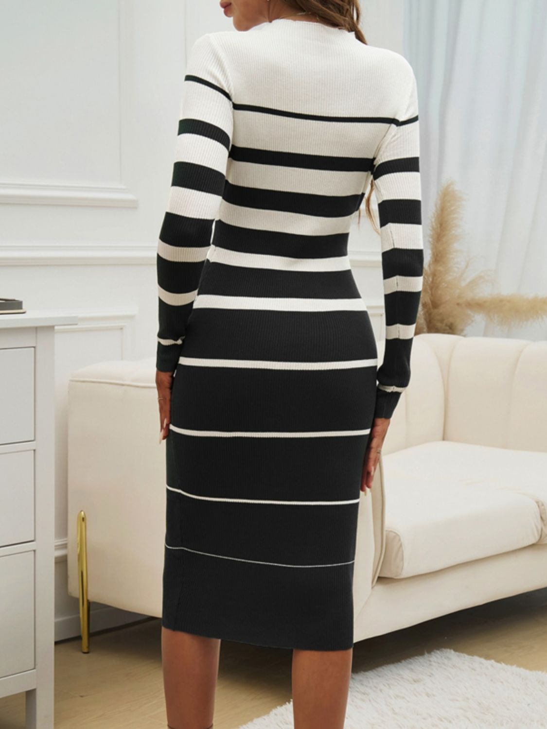 Devine Color Block Round Neck Long Sleeve Midi Dress - Classique Collection