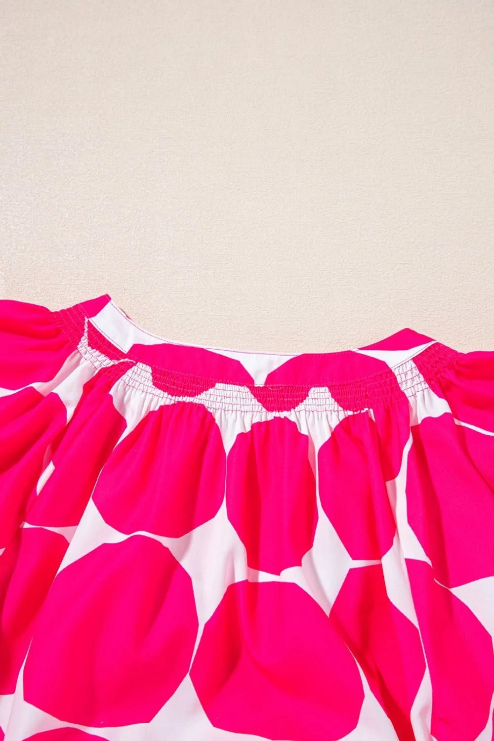 Contrast Notched Flutter Sleeve Dress