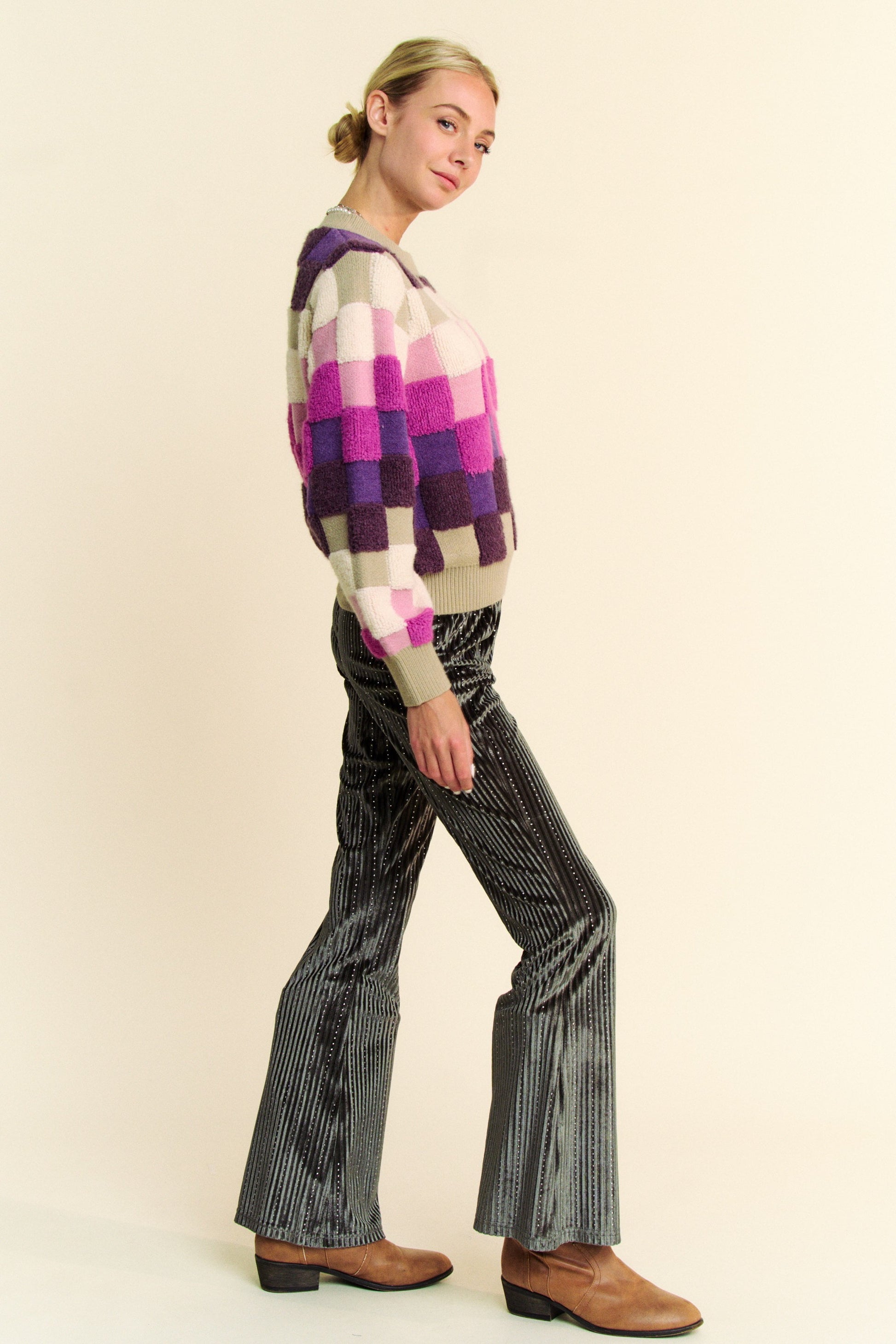 Davi & Dani Checkered Round Neck Long Sleeve Sweater - Classique Collection