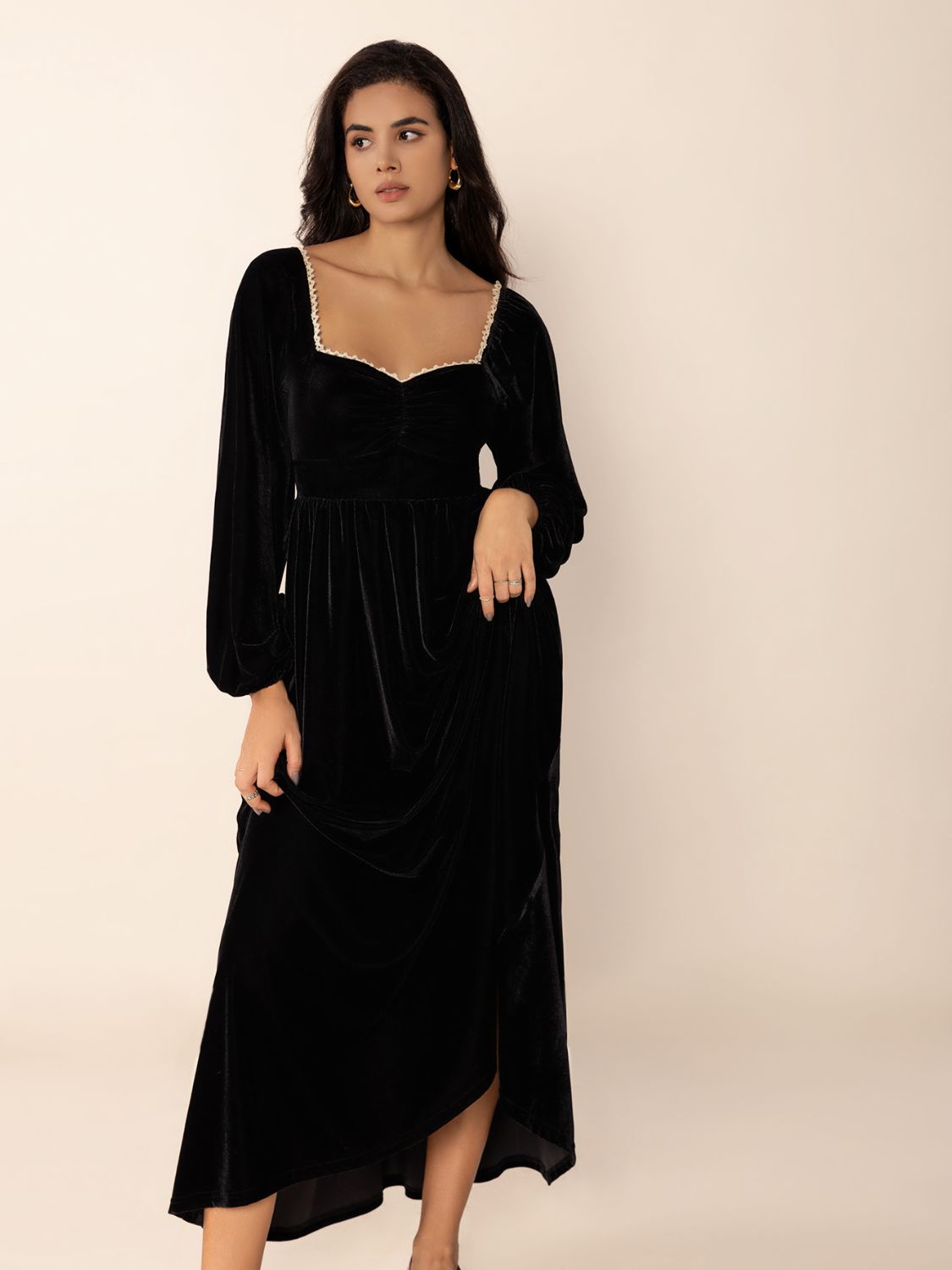 Sweetheart Neck Long Sleeve Midi Dress - Classique Collection