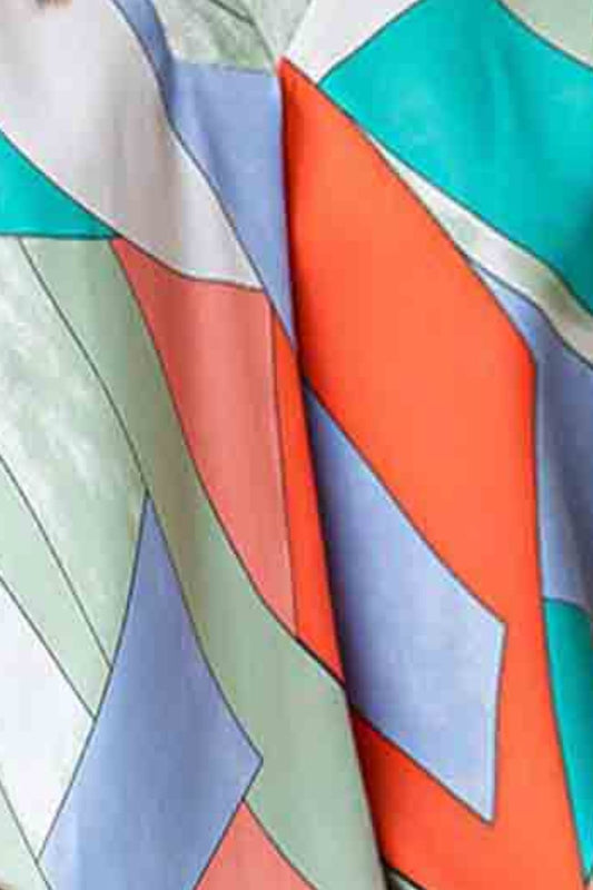 Printed V-Neck Short Sleeve Blouse - Classique Collection