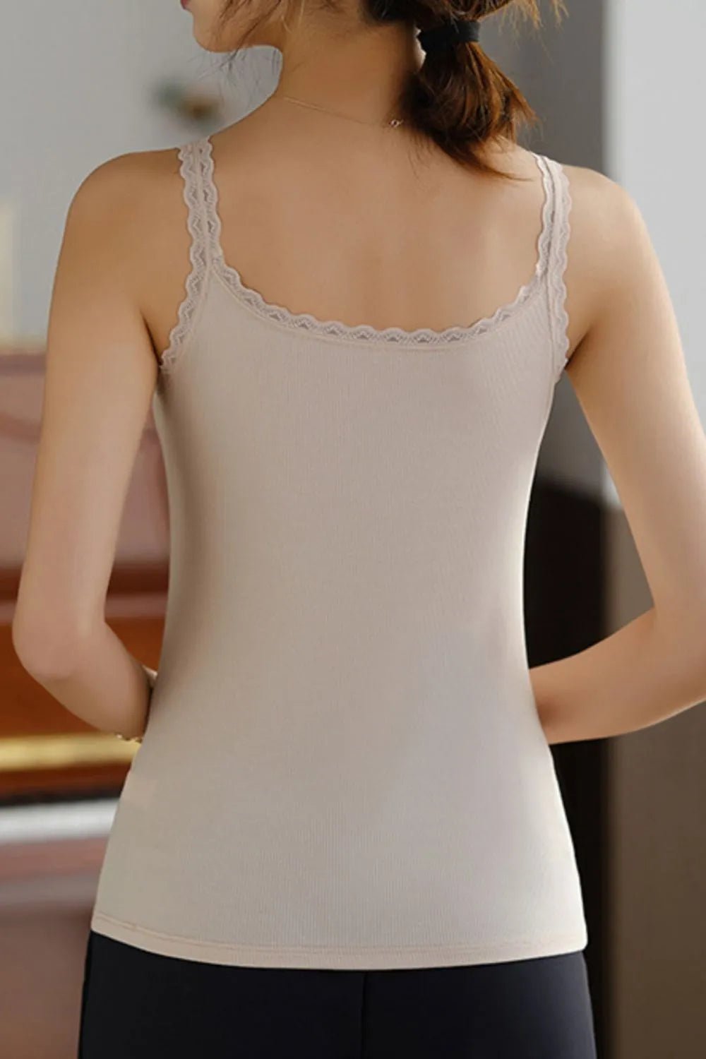 Lace Trim Scoop Neck Cami Top