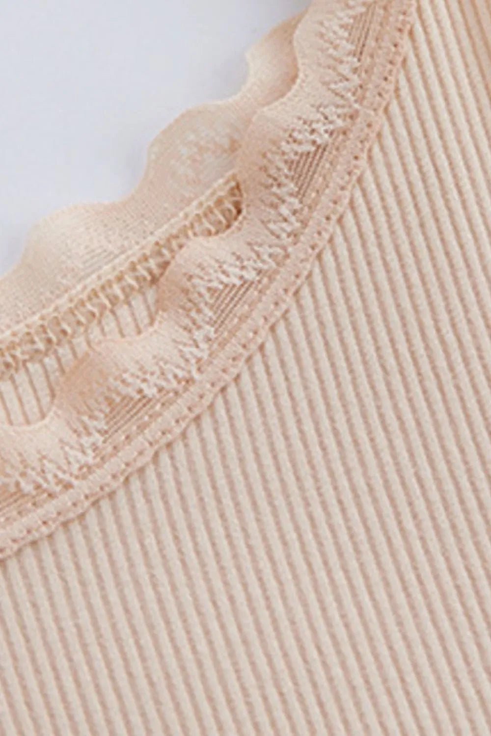 Lace Trim Scoop Neck Cami Top
