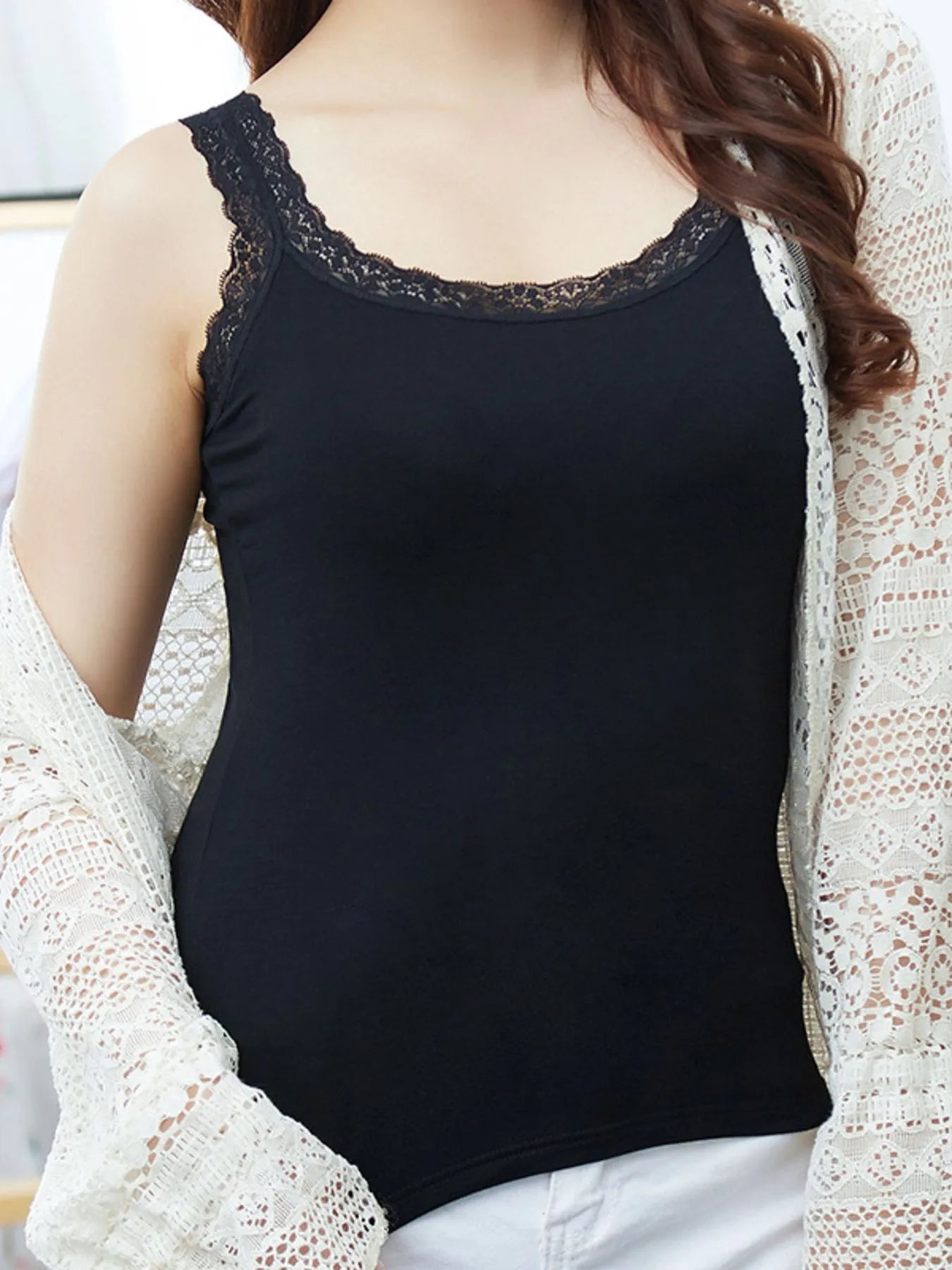 Lace Trim Scoop Neck Cami