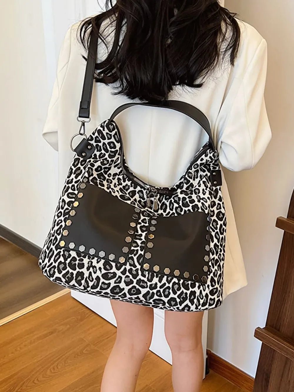 Leopard Polyester Shoulder Bag with ZippersBag