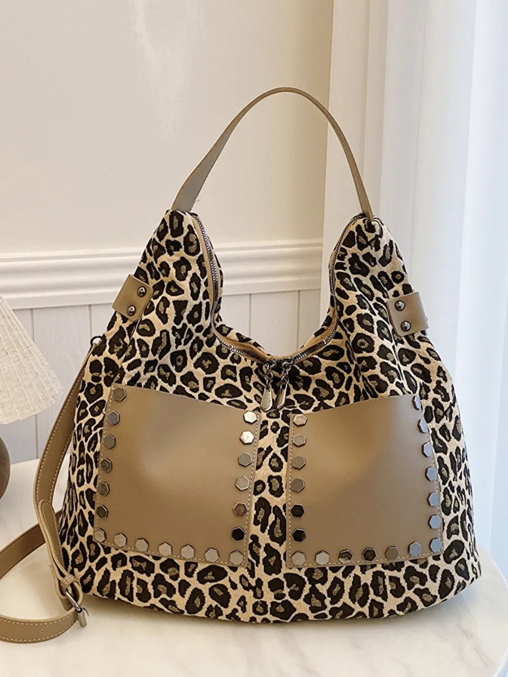 Leopard Polyester Shoulder Bag with ZippersBag