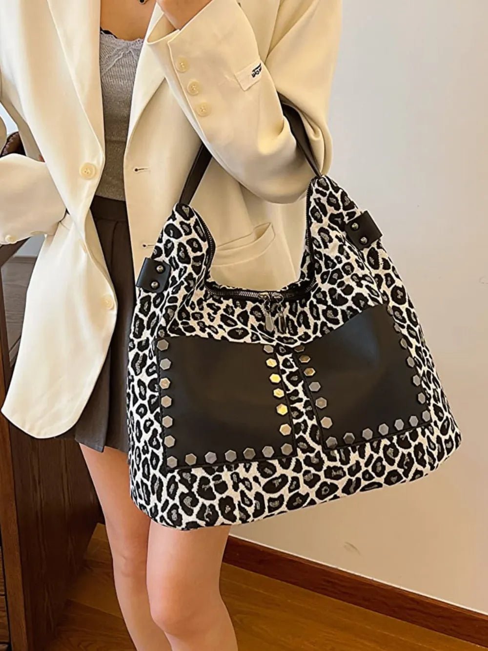 Leopard Polyester Shoulder Bag with ZippersBag