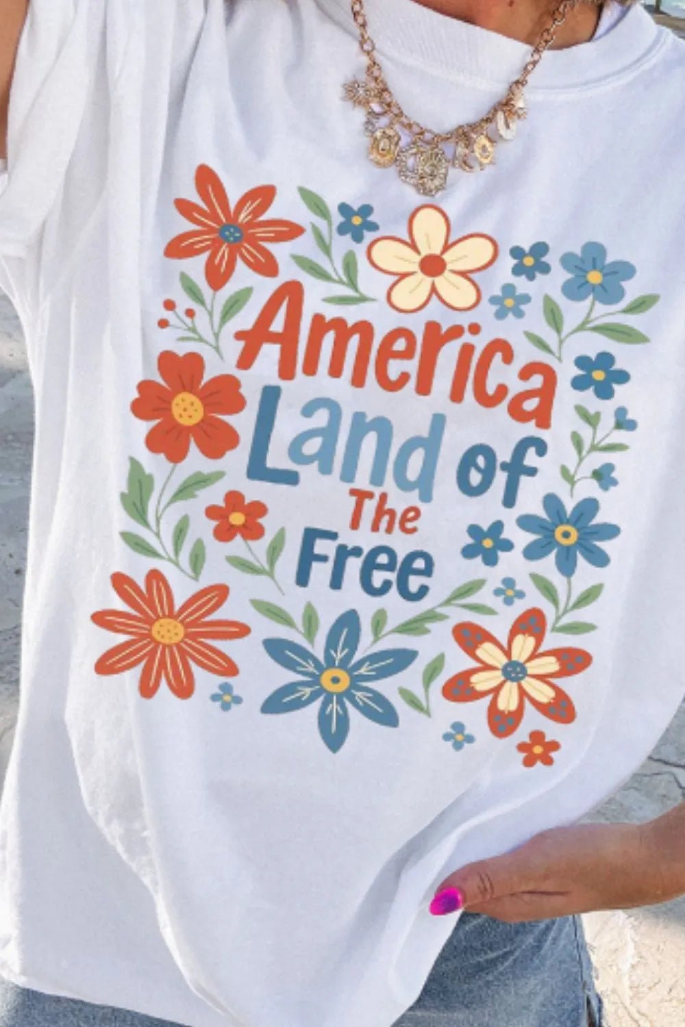 Patriotic Floral America Land of The Free Graphic T-Shirt