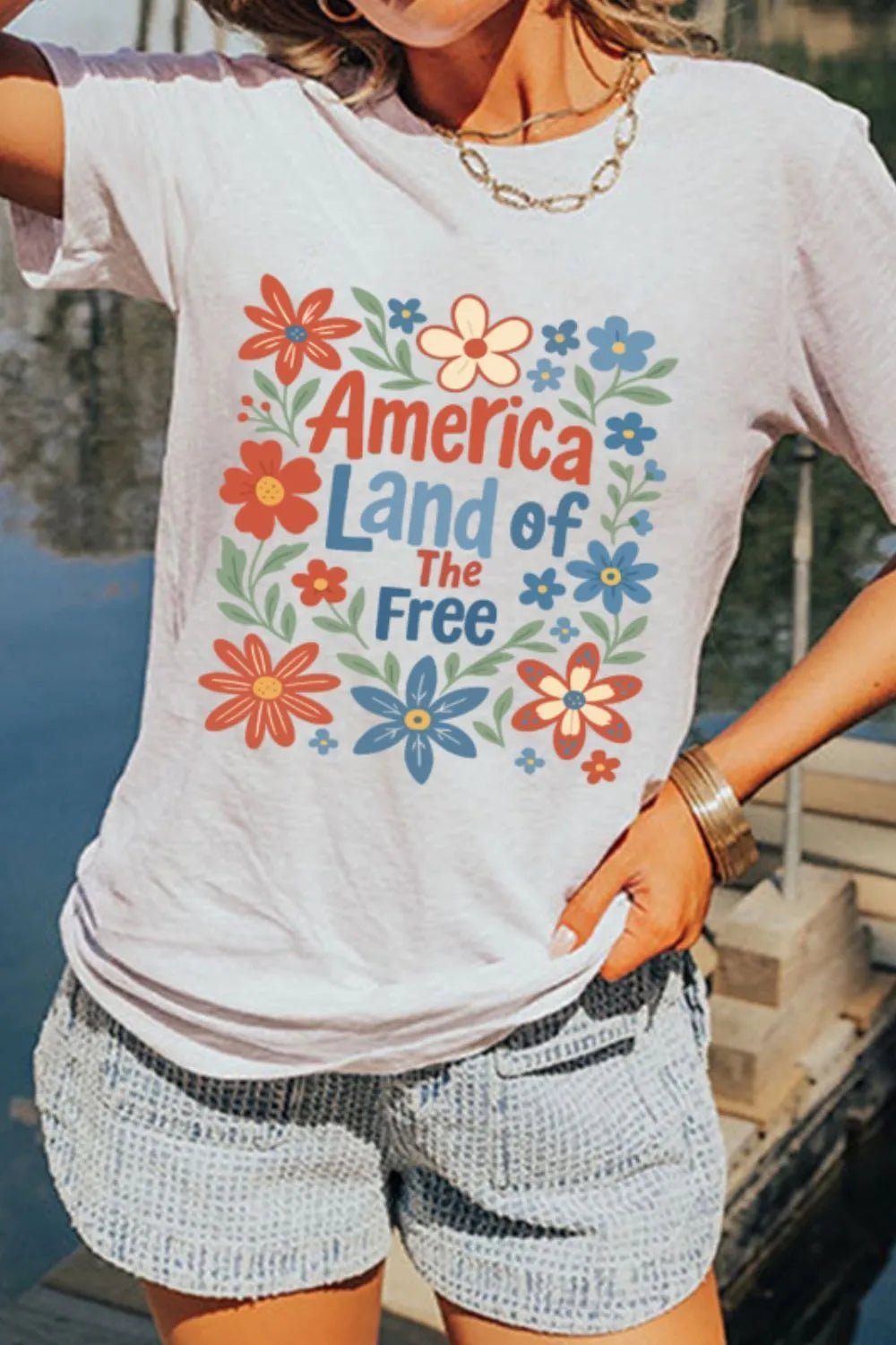 Patriotic Floral America Land of The Free Graphic T-Shirt