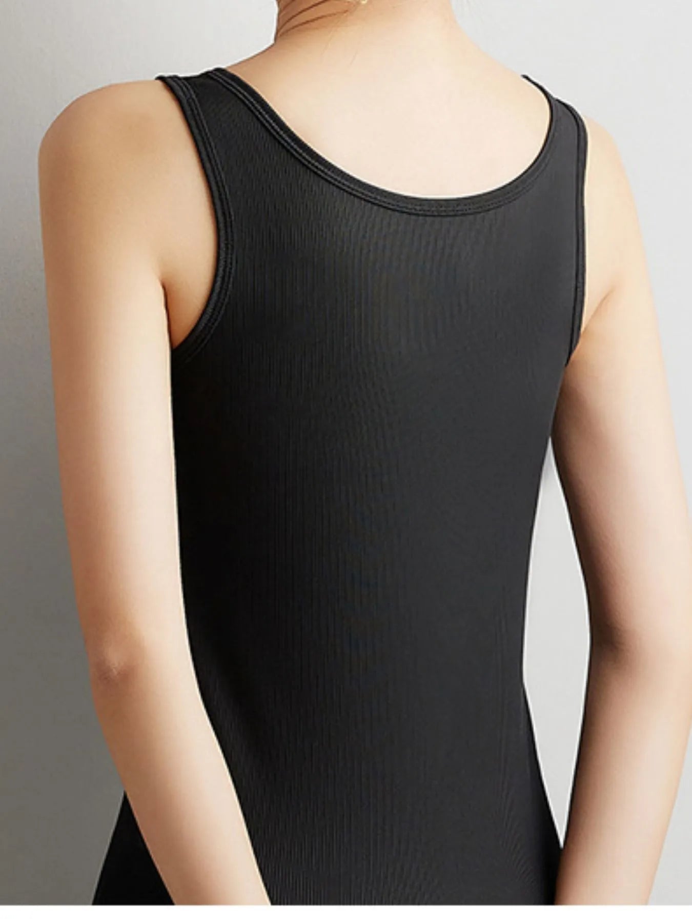 Plus Size Ribbed Scoop Neck Tank Top