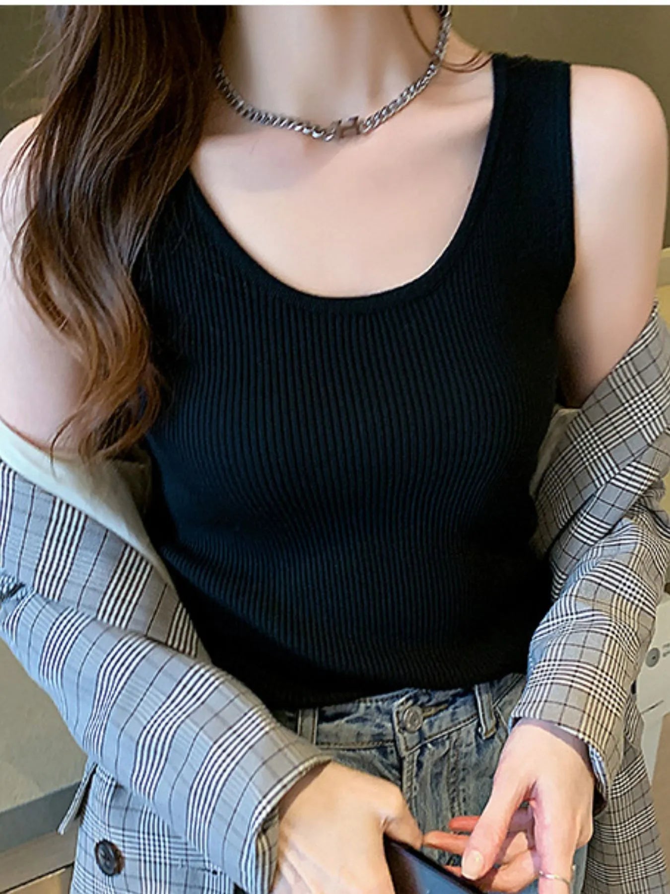 Plus Size Ribbed Scoop Neck Tank