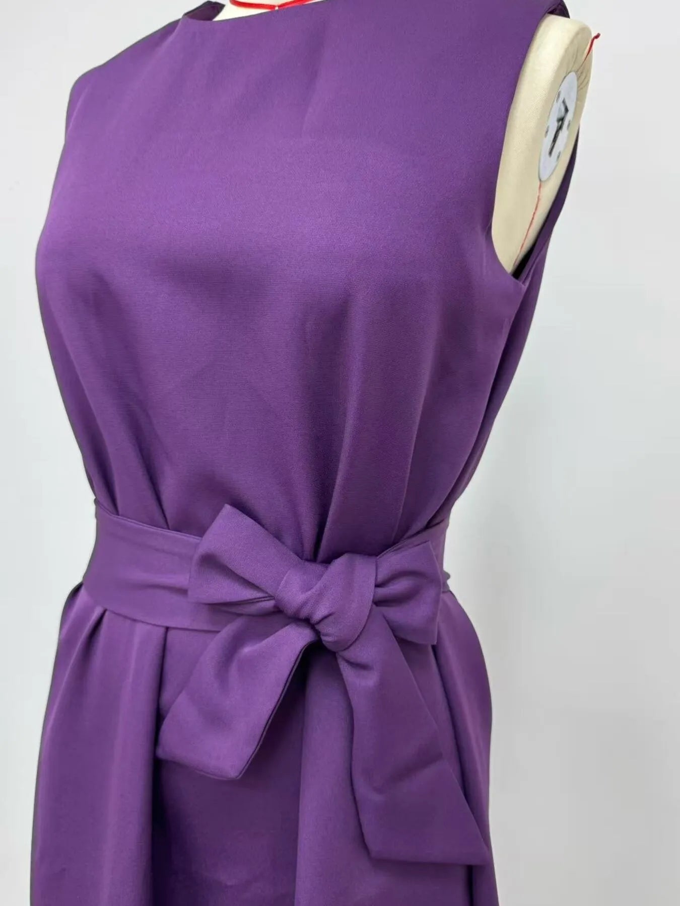 Round Neck Sleeveless Midi Dress