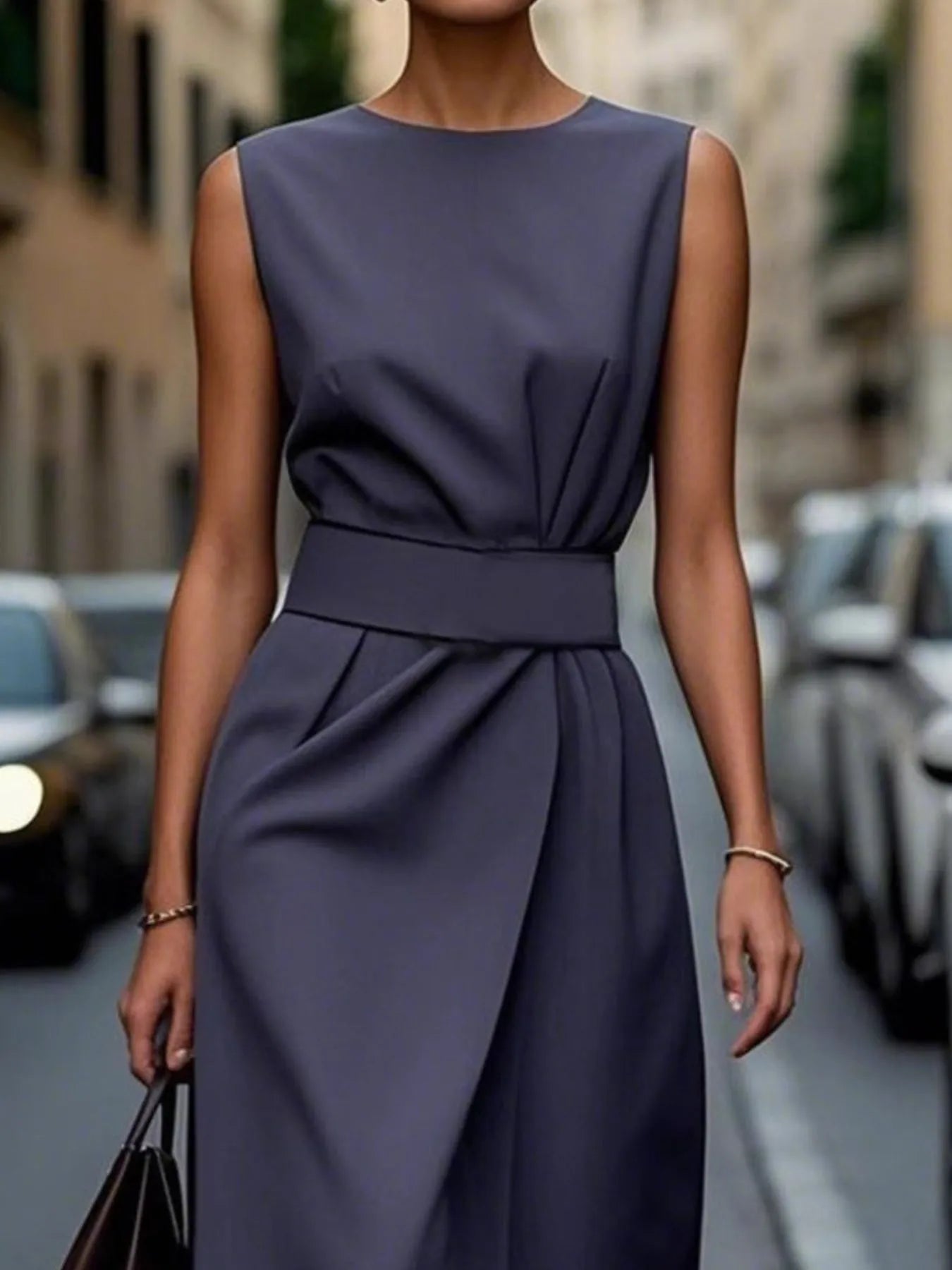 Round Neck Sleeveless Midi Dress