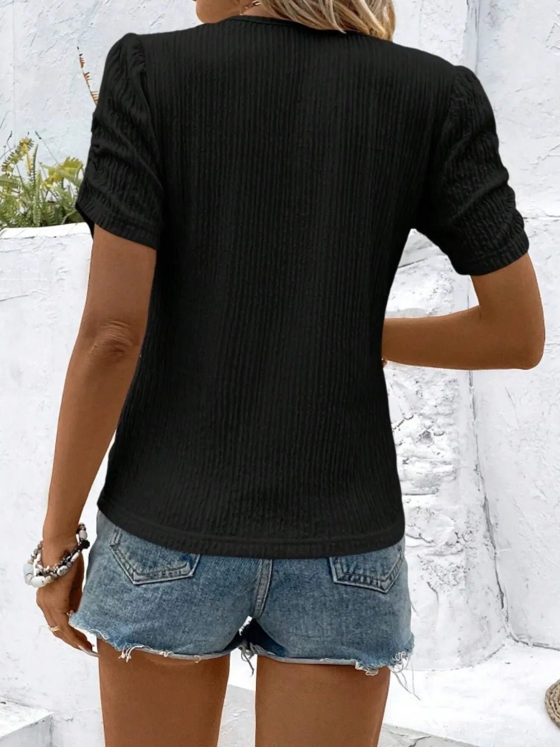 Ruched Round Neck Short Sleeve Top