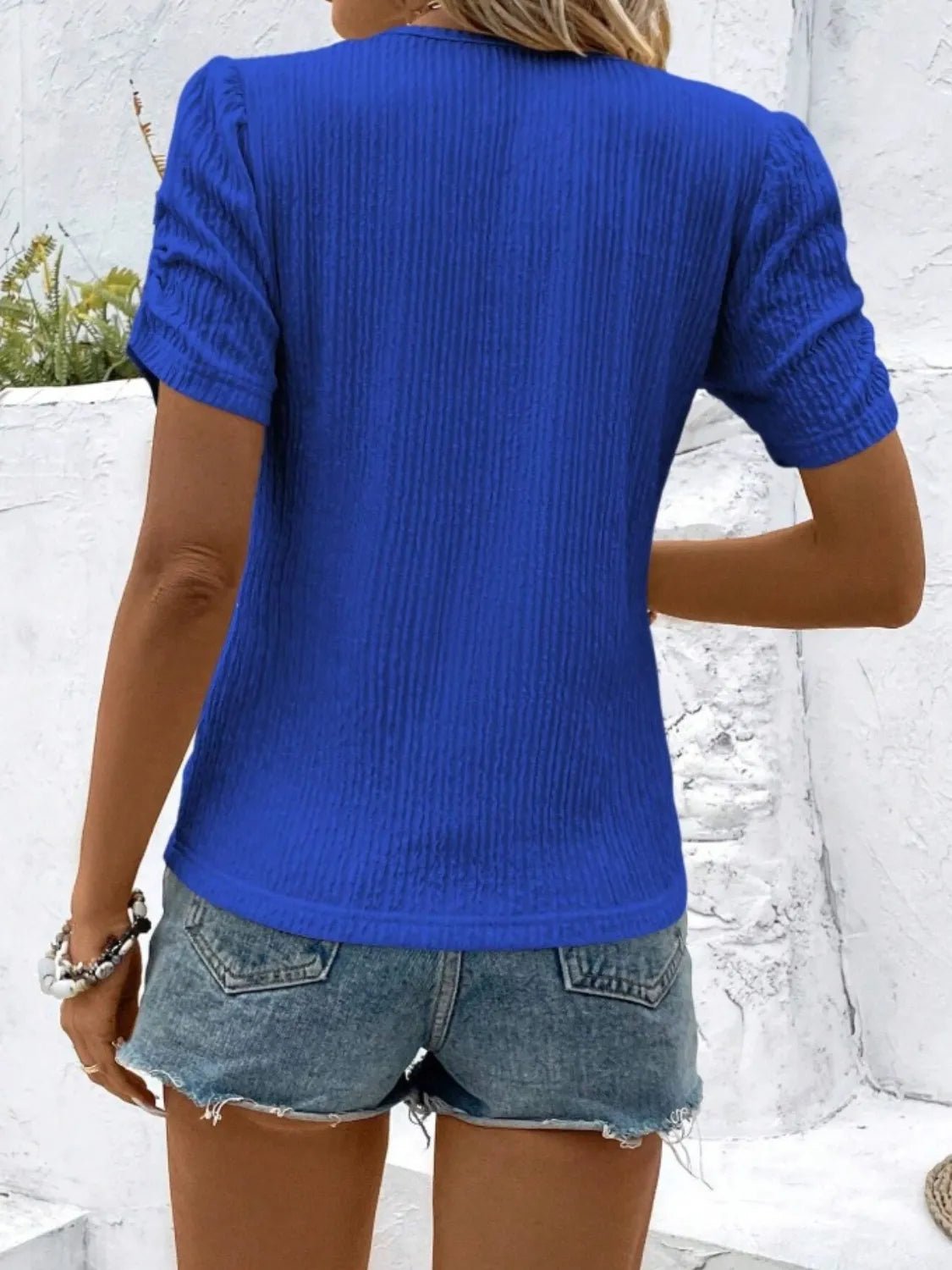 Ruched Round Neck Short Sleeve Top